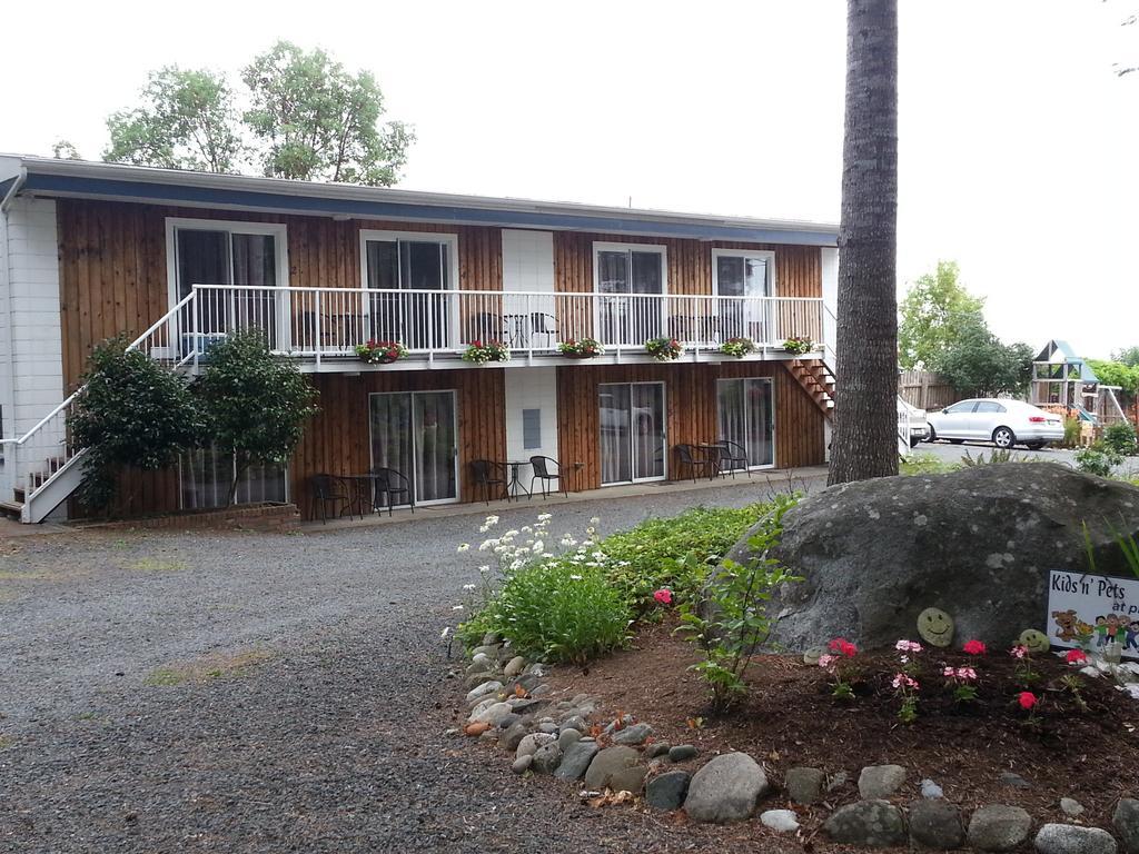 Edgewater Motel Campbell River Eksteriør bilde